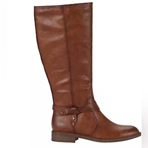 FRYE AND CO. Shoes - Frye and Co. Womens Gibson Flat Heel Riding Boots color cognac